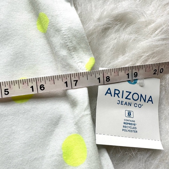 NWT Arizona Polka Dot Top Size 10/12 - Picture 6 of 8